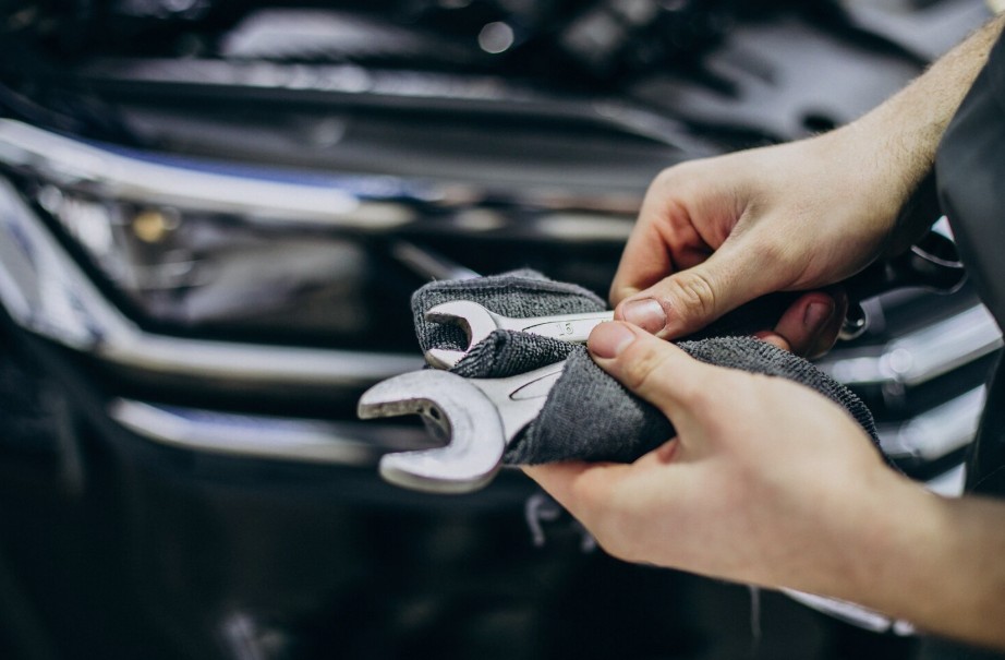 Trusted Mobile Car Mechanic in Dubai – Reliable Car Repair at Your Doorstep